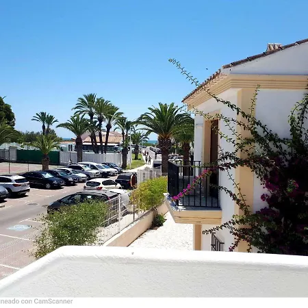 Primera Linea De Playa Marinas Apartment *